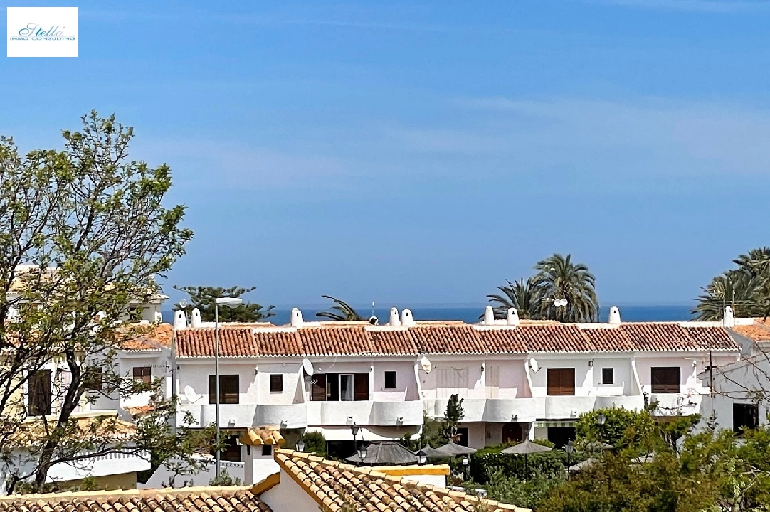casa de playa en Denia(Las Marinas) en vente, construit 240 m², ano de construccion 1984, + estufa, aire acondicionado, terrain 843 m², 5 chambre, 3 salle de bains, piscina, ref.: SC-D0721-13
