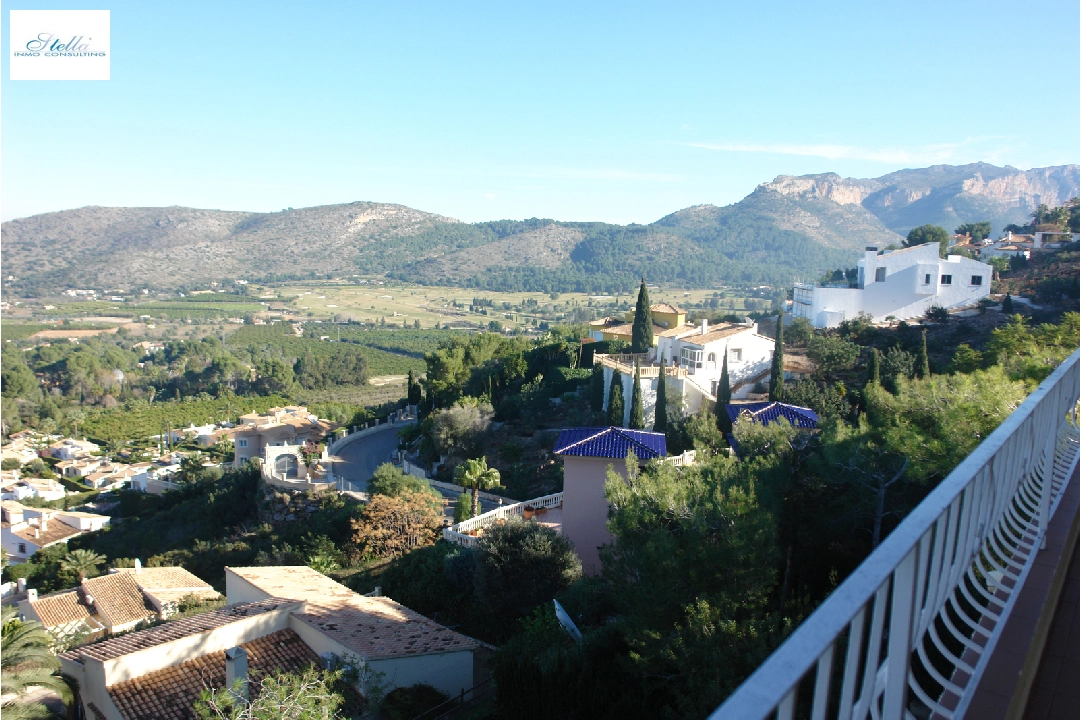 villa en Denia-La Sella en vente, construit 213 m², ano de construccion 1990, + calefaccion central, aire acondicionado, terrain 1205 m², 5 chambre, 3 salle de bains, piscina, ref.: LS-0196-25