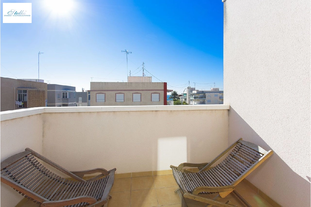 adosado en Santa Pola en vente, construit 156 m², estado nuevo, terrain 80 m², 3 chambre, 3 salle de bains, piscina, ref.: HA-SPN-700-R06-9