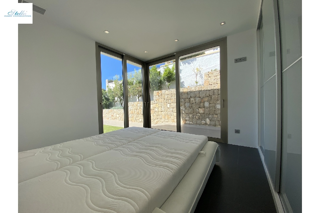 villa en Moraira en vente, construit 410 m², ano de construccion 2014, estado bien cuidado, + calefaccion suelo, aire acondicionado, terrain 1150 m², 4 chambre, 4 salle de bains, piscina, ref.: AS-2422-27