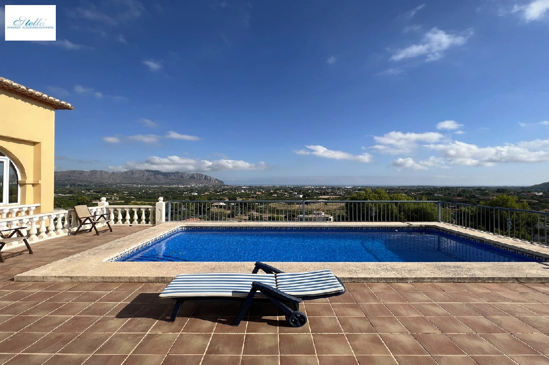 villa en Pedreguer(Monte Solana) en vente, construit 239 m², ano de construccion 2005, + KLIMA, aire acondicionado, terrain 873 m², 3 chambre, 3 salle de bains, piscina, ref.: SB-2222-2