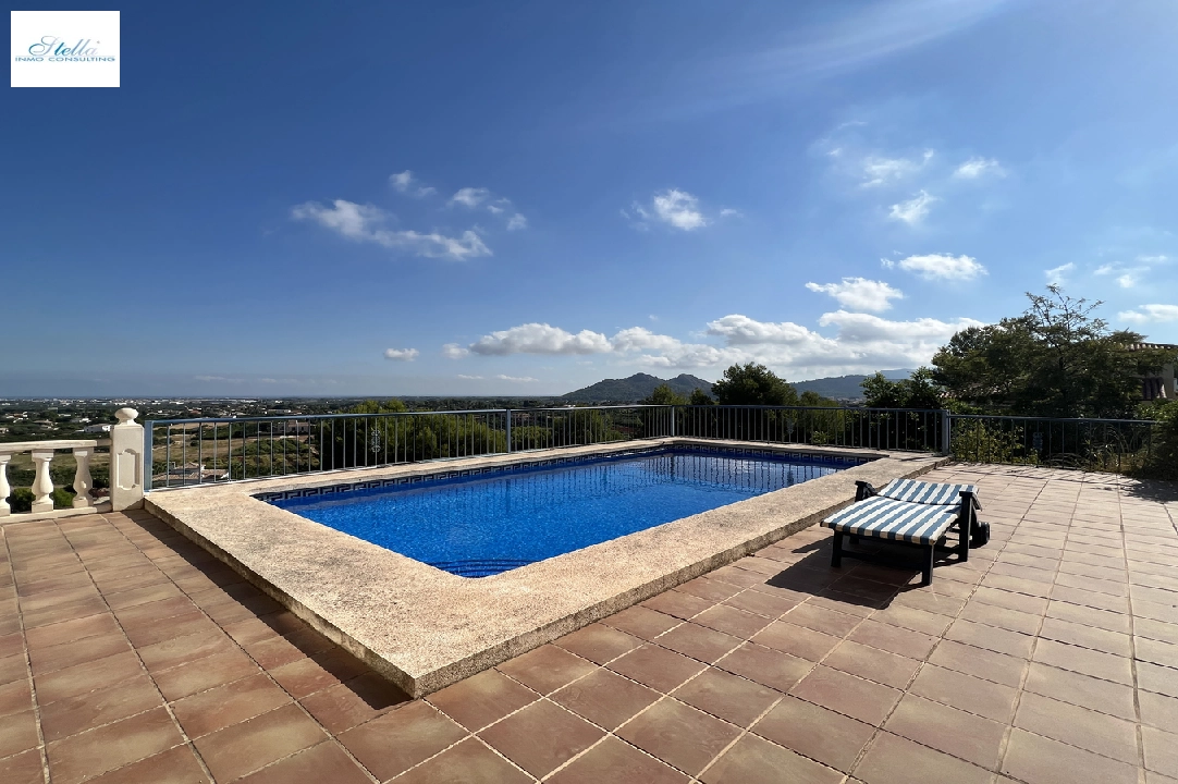 villa en Pedreguer(Monte Solana) en vente, construit 239 m², ano de construccion 2005, + KLIMA, aire acondicionado, terrain 873 m², 3 chambre, 3 salle de bains, piscina, ref.: SB-2222-25