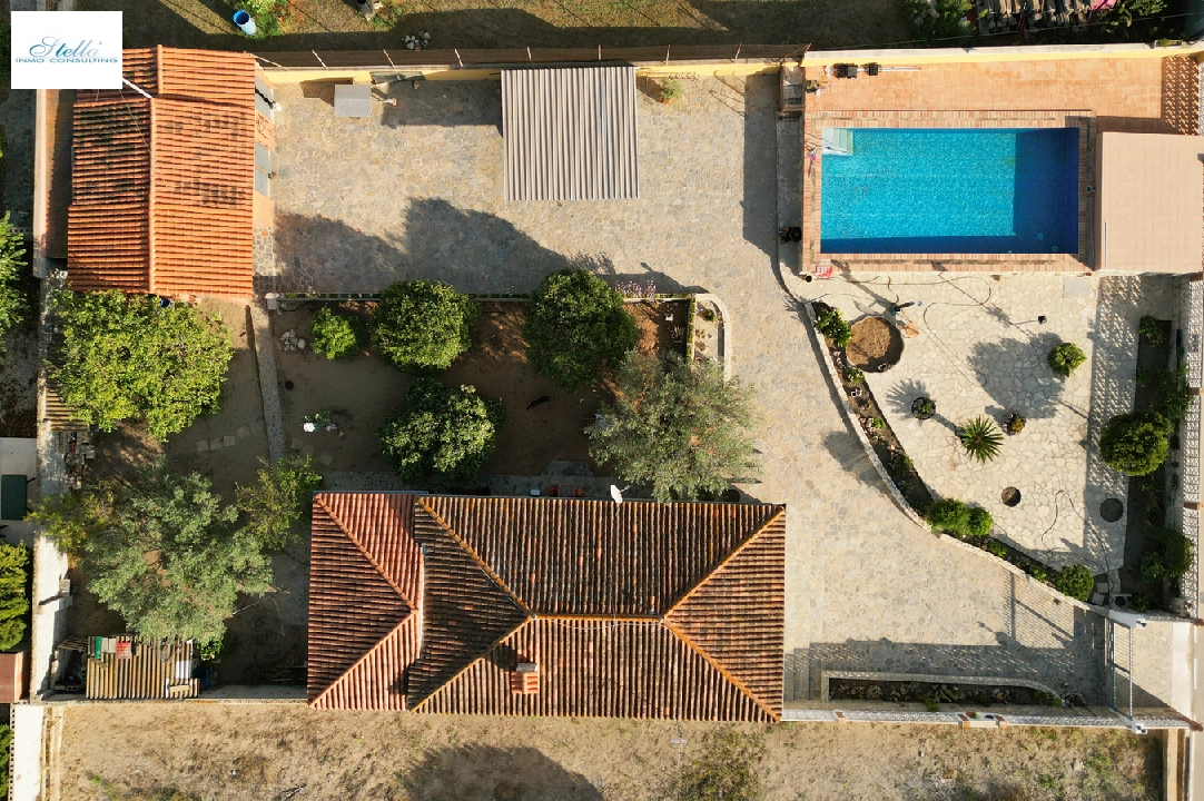 finca en Oliva en vente, construit 110 m², ano de construccion 1971, + estufa, terrain 1171 m², 3 chambre, 1 salle de bains, piscina, ref.: SB-3322-3
