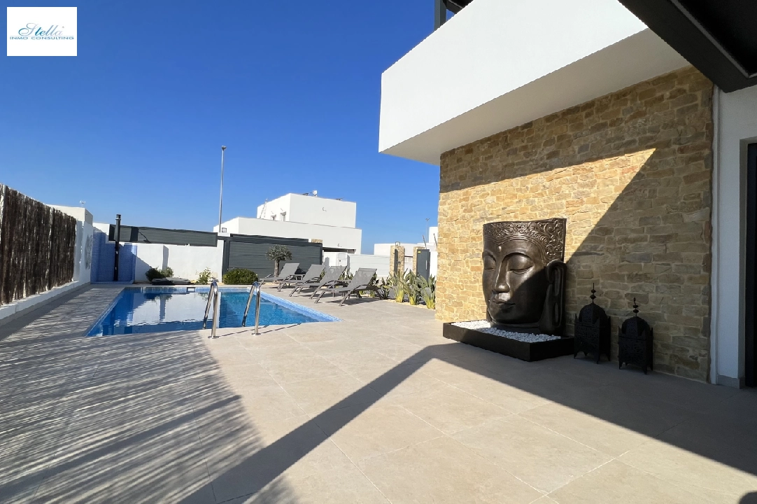 villa en El Vergel en location de vacances, construit 149 m², ano de construccion 2020, estado como nuevo, + calefaccion suelo, aire acondicionado, terrain 400 m², 3 chambre, 3 salle de bains, piscina, ref.: T-0123-2