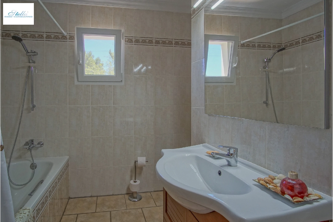 villa en Denia(Don Quijote) en vente, construit 240 m², aire acondicionado, terrain 1336 m², 4 chambre, 5 salle de bains, ref.: BP-8077DEN-13