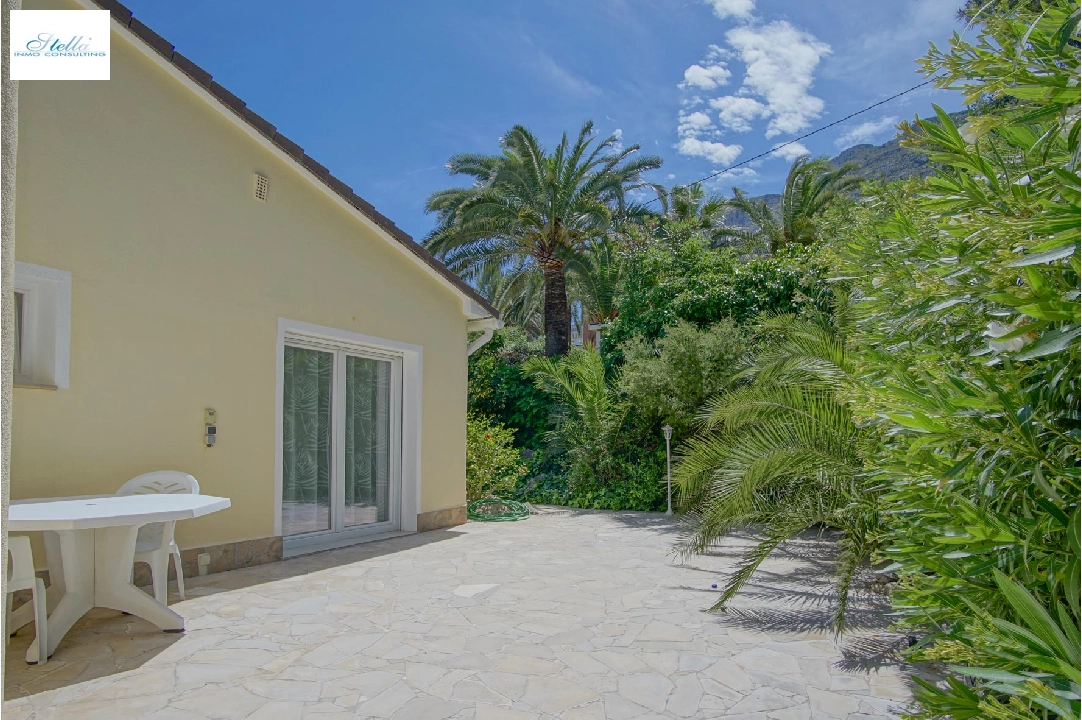 villa en Denia(Don Quijote) en vente, construit 240 m², aire acondicionado, terrain 1336 m², 4 chambre, 5 salle de bains, ref.: BP-8077DEN-15