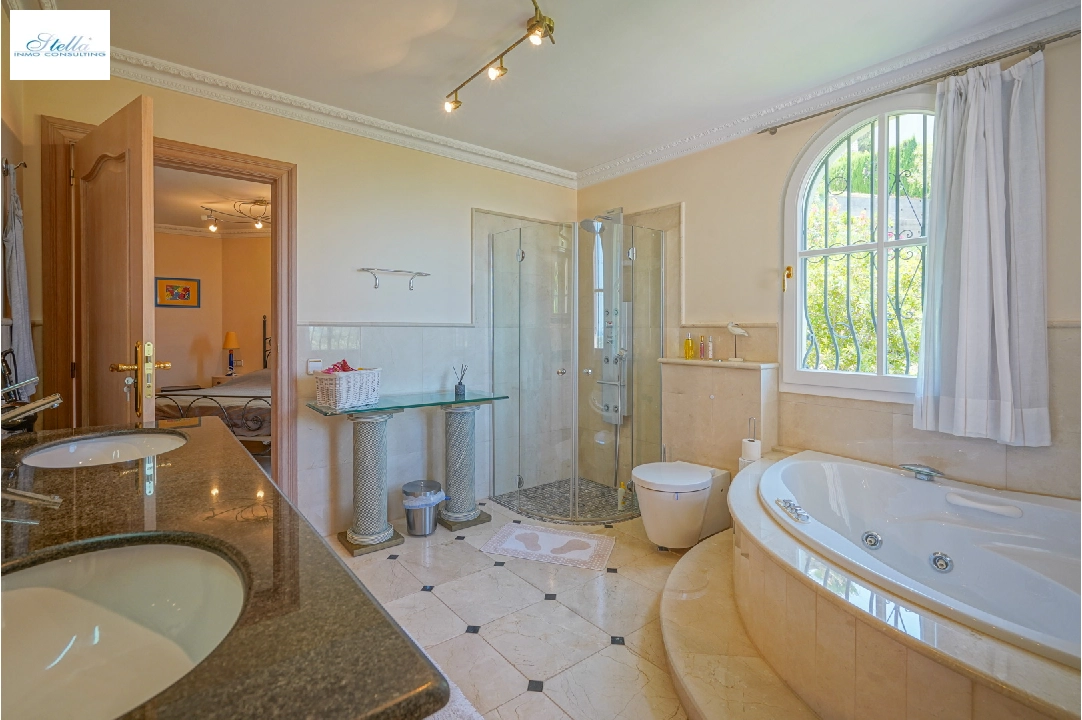 villa en Pedreguer(La Sella) en vente, construit 392 m², aire acondicionado, terrain 1382 m², 5 chambre, 4 salle de bains, ref.: BP-8100SEL-20
