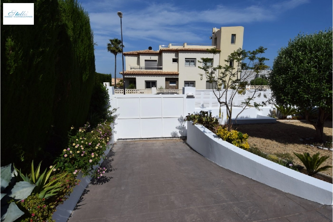 villa en La Nucia(La nucia) en vente, construit 159 m², aire acondicionado, terrain 761 m², 2 chambre, 2 salle de bains, piscina, ref.: AM-1035DA-3700-4