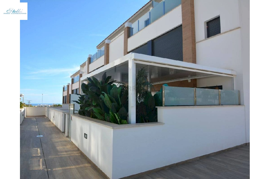 adosado en Guardamar del Segura en vente, construit 147 m², estado bien cuidado, aire acondicionado, 3 chambre, 2 salle de bains, piscina, ref.: HA-GU-251-1