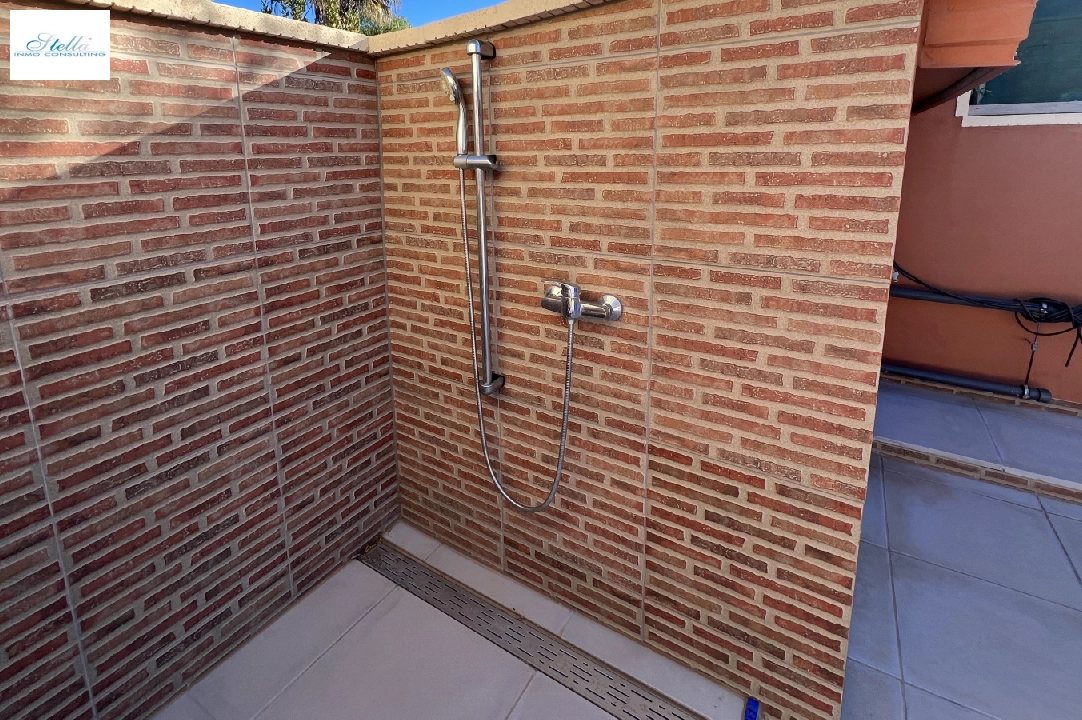 villa en Denia en vente, construit 215 m², ano de construccion 1978, + calefaccion central, aire acondicionado, terrain 954 m², 5 chambre, 2 salle de bains, piscina, ref.: FK-1923-28