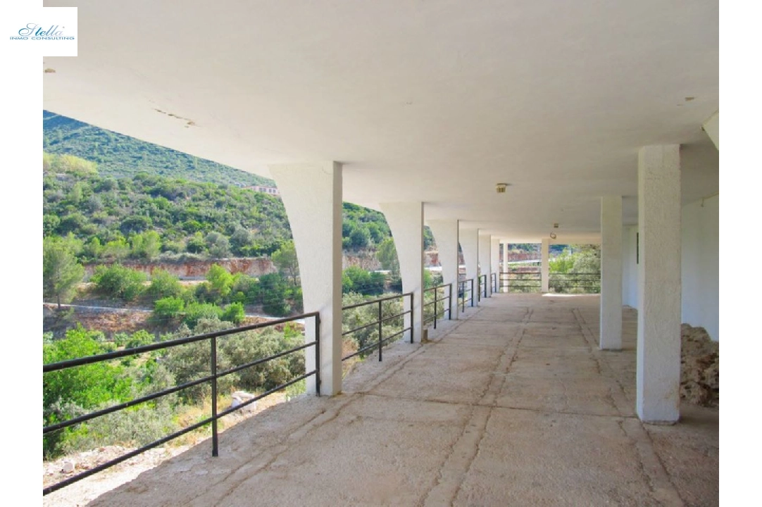 villa en Adsubia en vente, construit 550 m², ano de construccion 1990, + estufa, aire acondicionado, terrain 37000 m², 4 chambre, 3 salle de bains, piscina, ref.: O-V24614D-7