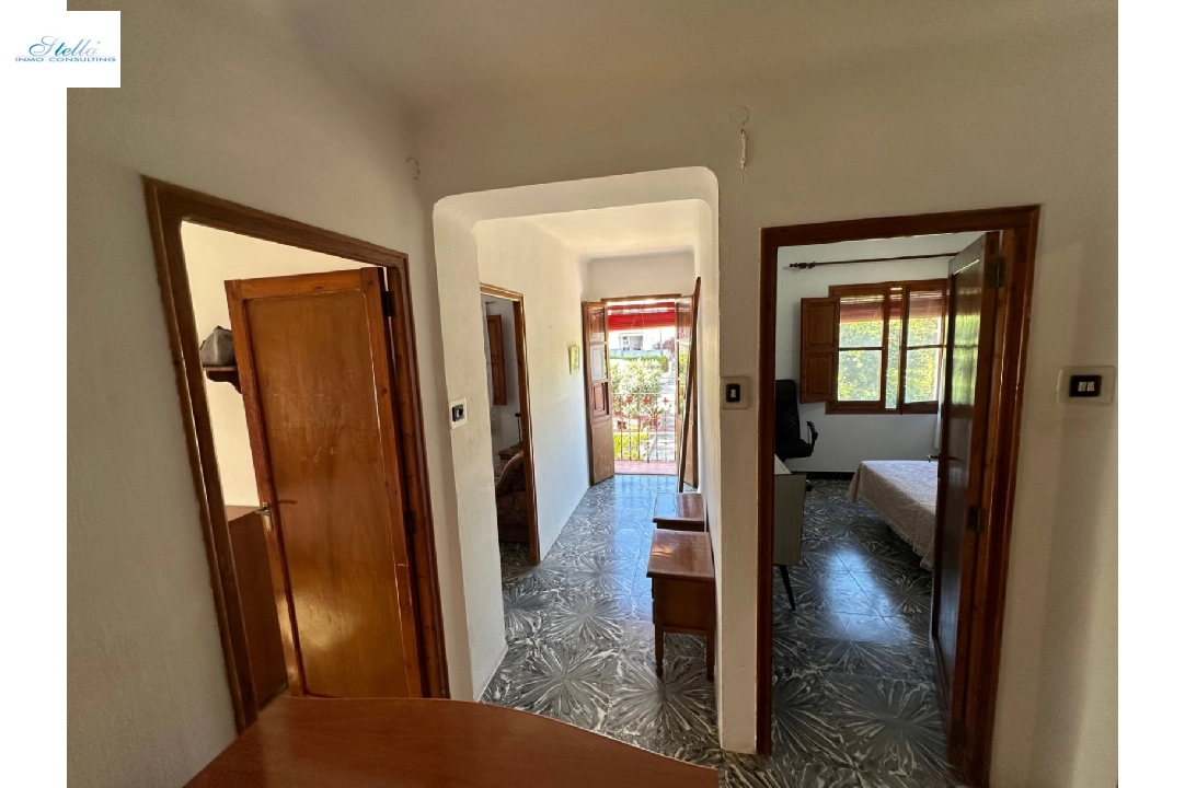 villa en Pego en vente, construit 120 m², ano de construccion 1972, + estufa, aire acondicionado, terrain 4200 m², 4 chambre, 1 salle de bains, piscina, ref.: O-V87714D-17