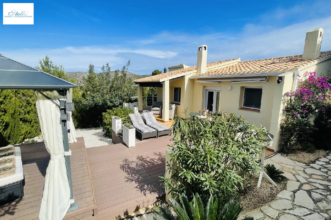 villa en Denia-La Sella(La Sella ) en location de vacances, construit 111 m², ano de construccion 1986, + calefaccion central, aire acondicionado, terrain 495 m², 3 chambre, 2 salle de bains, piscina, ref.: T-0424-8