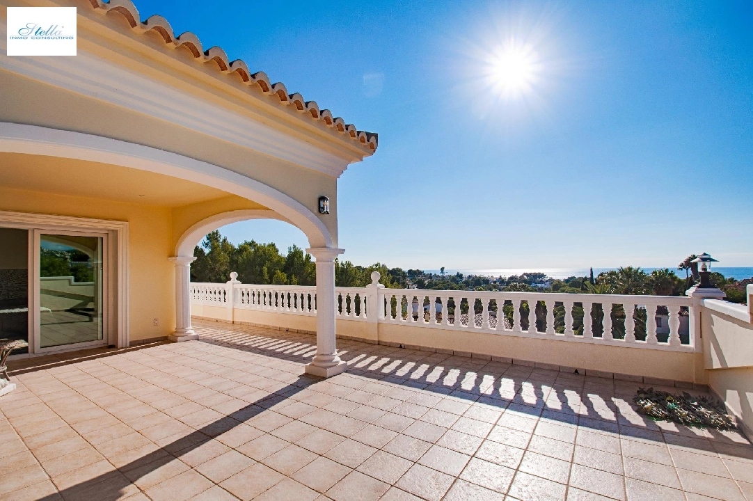 villa en Moraira(Pla del mar) en vente, construit 466 m², aire acondicionado, terrain 2040 m², 5 chambre, 5 salle de bains, piscina, ref.: AM-12066DA-3700-21