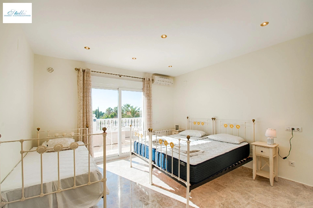 villa en Moraira(Pla del mar) en vente, construit 466 m², aire acondicionado, terrain 2040 m², 5 chambre, 5 salle de bains, piscina, ref.: AM-12066DA-3700-42