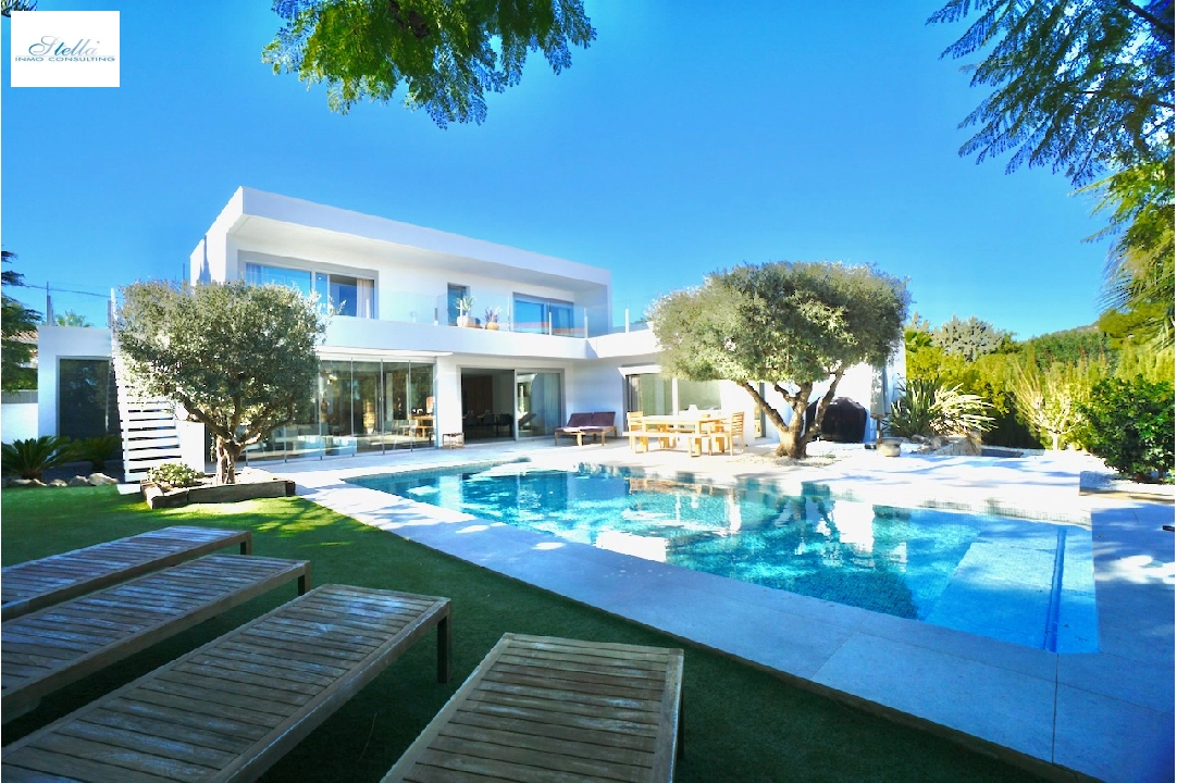 villa en Benissa(La Fustera) en vente, construit 308 m², aire acondicionado, terrain 850 m², 4 chambre, 3 salle de bains, piscina, ref.: CA-H-1723-AMBI-40