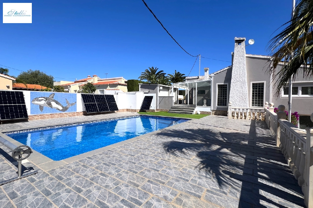 villa en Denia en location de vacances, construit 166 m², ano de construccion 1978, + estufa, aire acondicionado, terrain 802 m², 2 chambre, 2 salle de bains, piscina, ref.: T-0224-2