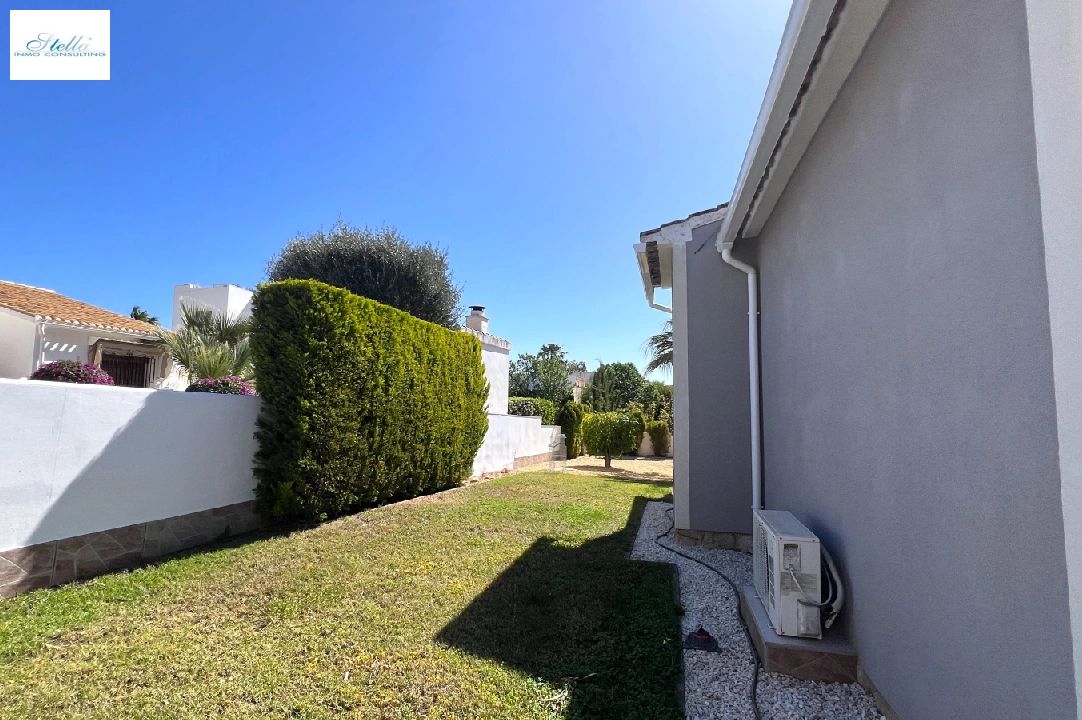 villa en Denia en location de vacances, construit 166 m², ano de construccion 1978, + estufa, aire acondicionado, terrain 802 m², 2 chambre, 2 salle de bains, piscina, ref.: T-0224-25