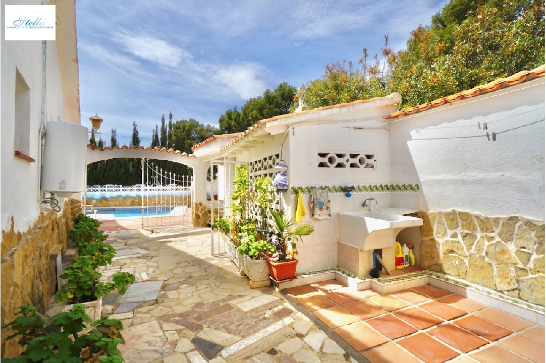 villa en Moraira(Moravit) en vente, construit 232 m², terrain 701 m², 3 chambre, 2 salle de bains, piscina, ref.: CA-H-1753-AMB-29