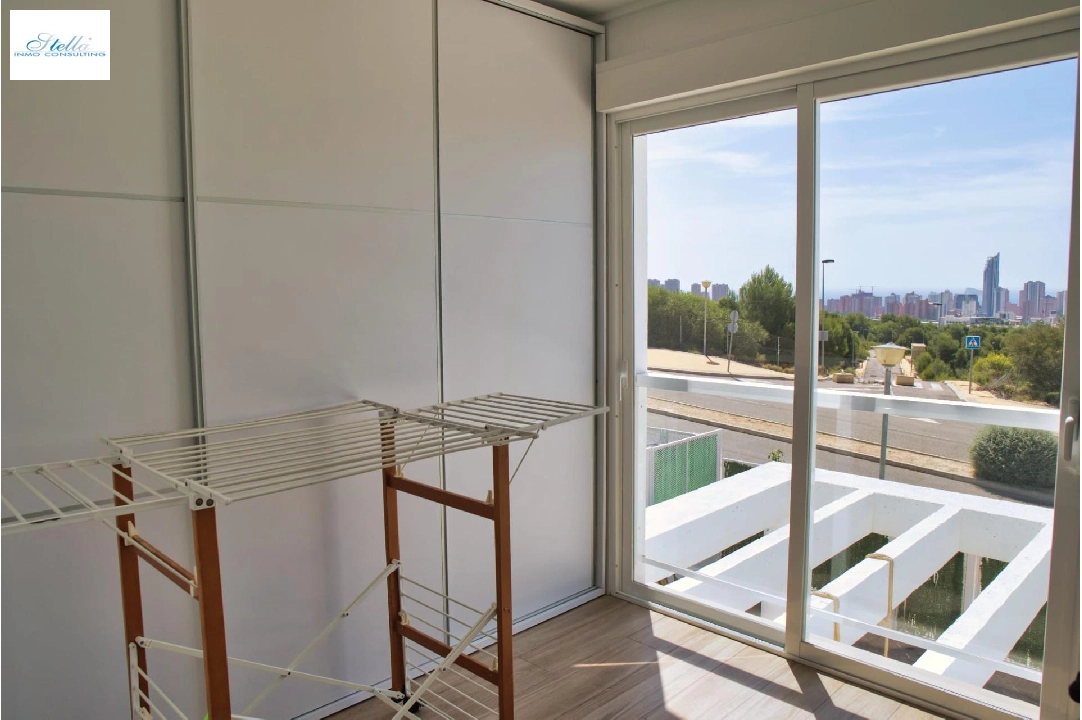 villa en Finestrat(Balcon de finestrat) en vente, construit 135 m², aire acondicionado, terrain 500 m², 3 chambre, 2 salle de bains, piscina, ref.: AM-1174DA-3700-19