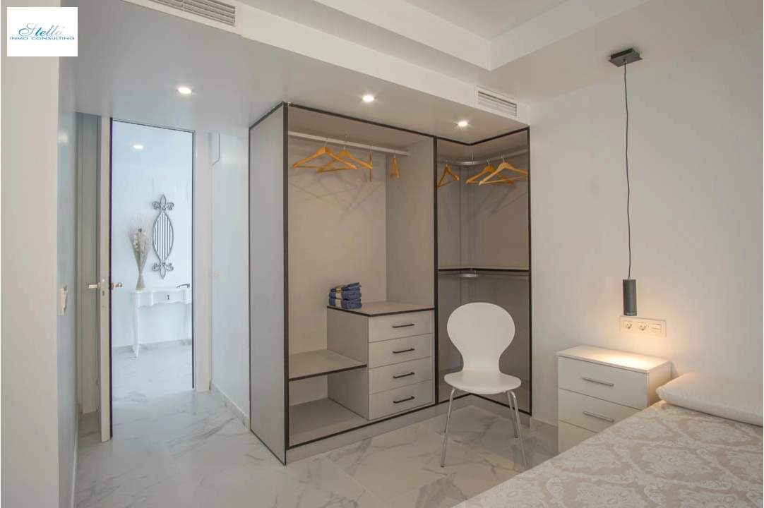 appartement en Benidorm(Playa Poniente) en vente, construit 100 m², aire acondicionado, 2 chambre, 2 salle de bains, ref.: BP-7054BED-17