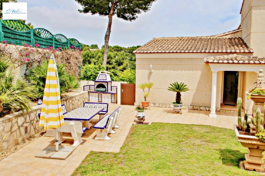 villa en Benissa(La Fustera) en vente, construit 220 m², aire acondicionado, terrain 994 m², 4 chambre, 3 salle de bains, piscina, ref.: CA-H-1756-AMB-14
