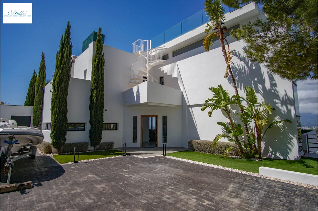 villa en Altea(Altea Hills) en vente, construit 547 m², aire acondicionado, terrain 908 m², 6 chambre, 5 salle de bains, piscina, ref.: BP-7056ALT-20