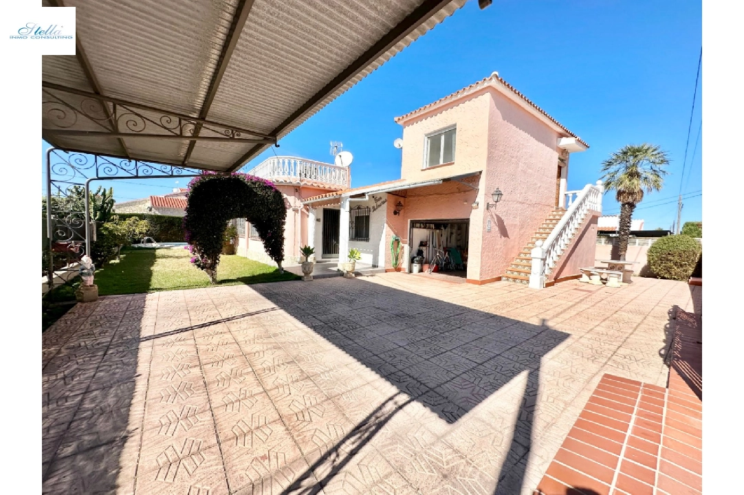 villa en Els Poblets en vente, construit 186 m², ano de construccion 1979, + calefaccion central, aire acondicionado, terrain 515 m², 4 chambre, 2 salle de bains, piscina, ref.: O-V88714D-5