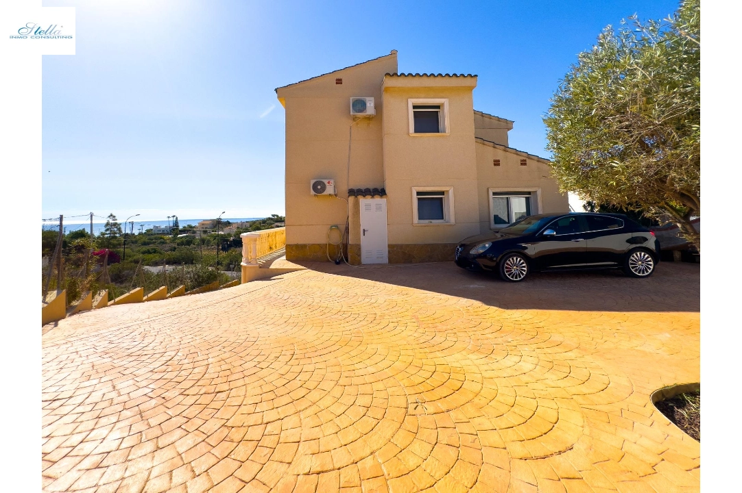 villa en El Campello(Cala dor) en vente, construit 260 m², aire acondicionado, terrain 804 m², 3 chambre, 2 salle de bains, ref.: AM-1238DA-3700-5