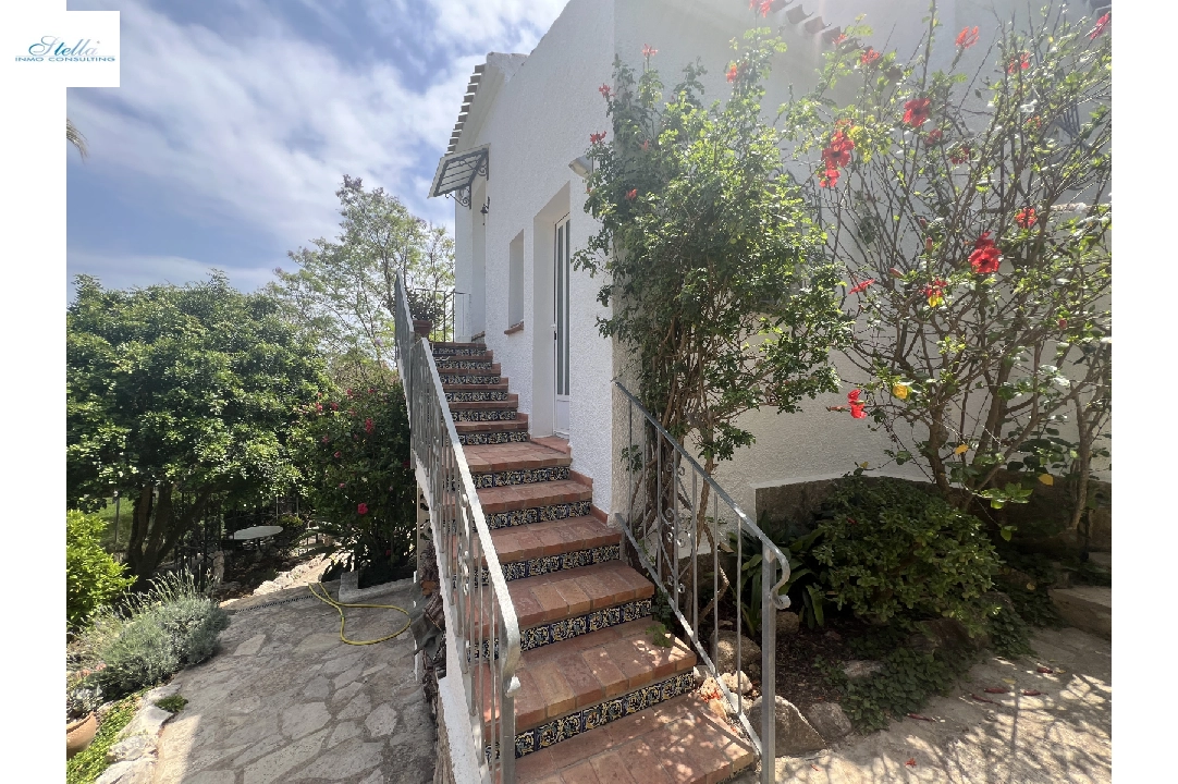 villa en Javea(Costa Nova ) en vente, construit 178 m², ano de construccion 1976, + calefaccion central, aire acondicionado, terrain 870 m², 3 chambre, 3 salle de bains, piscina, ref.: JS-1124-19