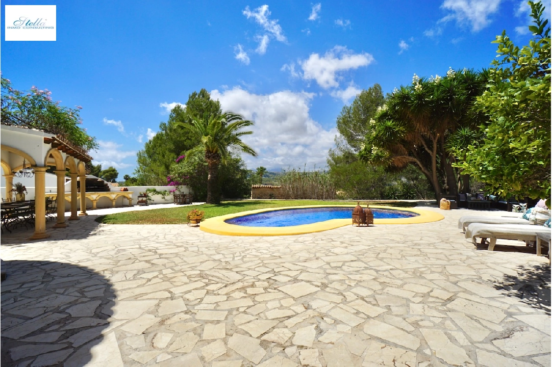 villa en Moraira(Moraira Alcasar) en vente, construit 267 m², aire acondicionado, terrain 972 m², 5 chambre, 3 salle de bains, piscina, ref.: CA-H-1781-AMBI-3