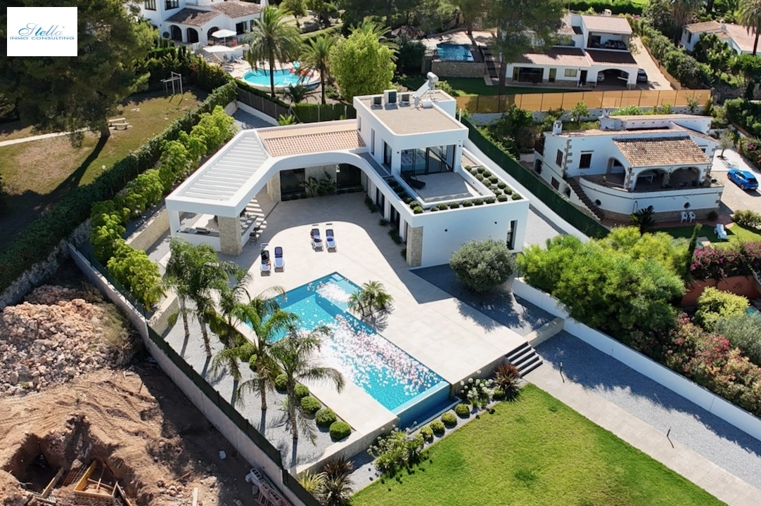 villa en Javea(Pinosol) en vente, construit 260 m², estado nuevo, + calefaccion suelo, aire acondicionado, terrain 1866 m², 4 chambre, 3 salle de bains, piscina, ref.: CA-H-1790-AMBE-44