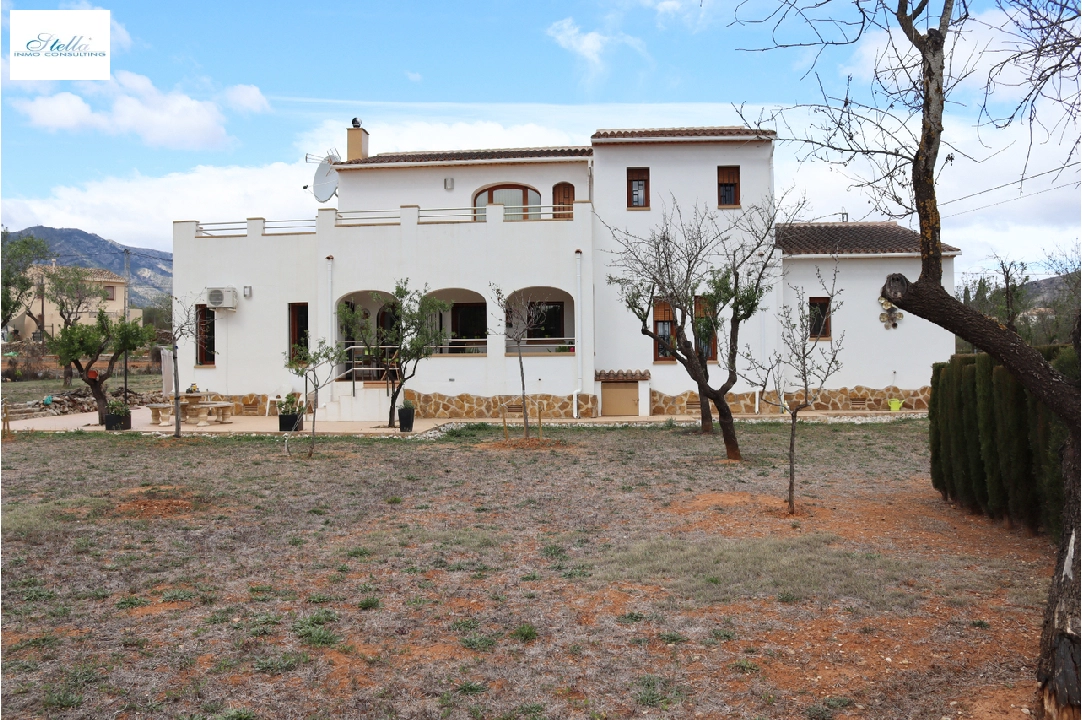 villa en Jalon en vente, construit 279 m², terrain 13009 m², 4 chambre, 4 salle de bains, ref.: PT-24004-4