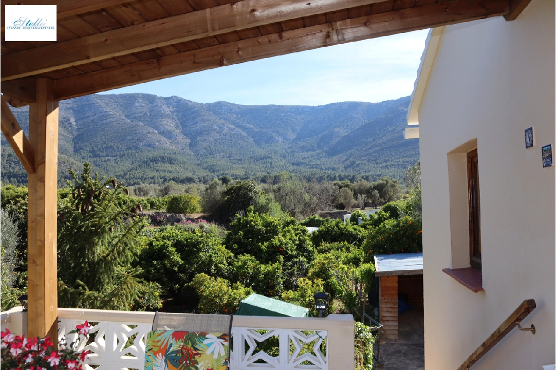 finca en Parcent en vente, construit 140 m², terrain 830 m², 3 chambre, 1 salle de bains, ref.: PT-24005-35