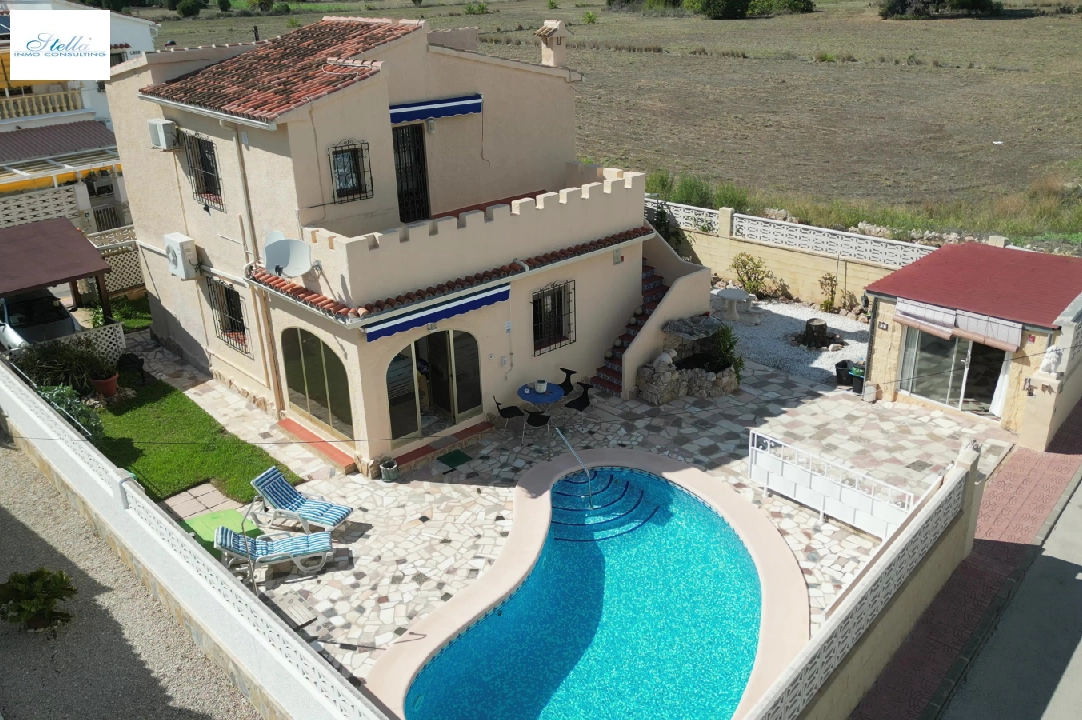 villa en Els Poblets en vente, construit 124 m², ano de construccion 1982, + calefacción individual, aire acondicionado, terrain 419 m², 4 chambre, 2 salle de bains, piscina, ref.: RG-0424-3