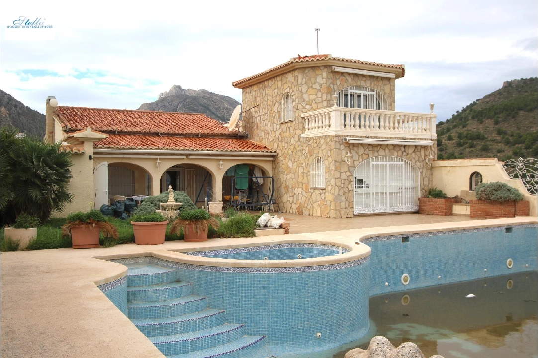 villa en Calpe(La Canuta) en vente, construit 609 m², terrain 3102 m², 4 chambre, 4 salle de bains, piscina, ref.: COB-3330-10535-1