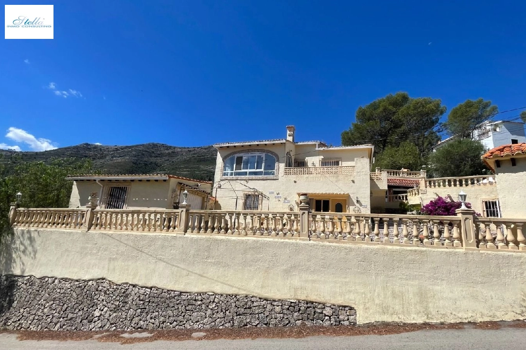 villa en Parcent en vente, construit 264 m², ano de construccion 1986, + calefaccion central, aire acondicionado, terrain 900 m², 5 chambre, 3 salle de bains, piscina, ref.: PV-141-01984P-43