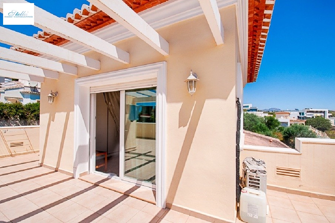 villa en Moraira en vente, construit 270 m², ano de construccion 2007, aire acondicionado, terrain 797 m², 4 chambre, 3 salle de bains, piscina, ref.: AM-11778DA-27