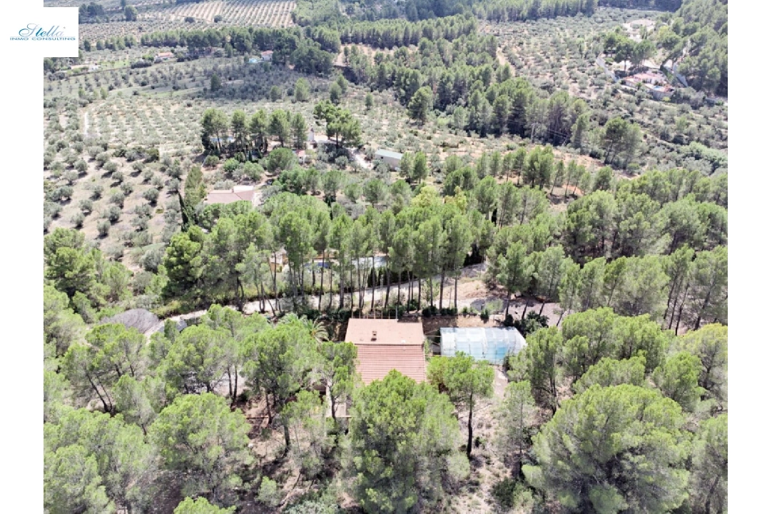 finca en Relleu en vente, construit 174 m², ano de construccion 1990, aire acondicionado, terrain 26000 m², 4 chambre, 1 salle de bains, piscina, ref.: AM-12046DA-10