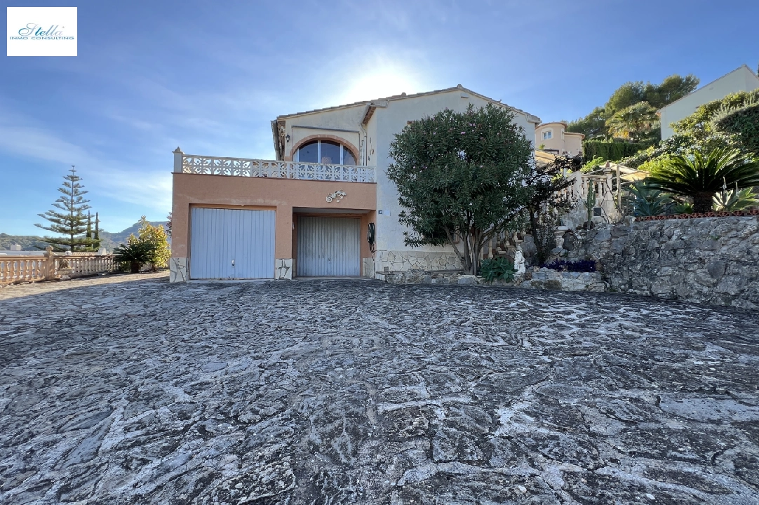 villa en Denia-La Sella en vente, construit 109 m², ano de construccion 1985, + calefaccion central, aire acondicionado, terrain 1003 m², 3 chambre, 2 salle de bains, piscina, ref.: JS-1624-28