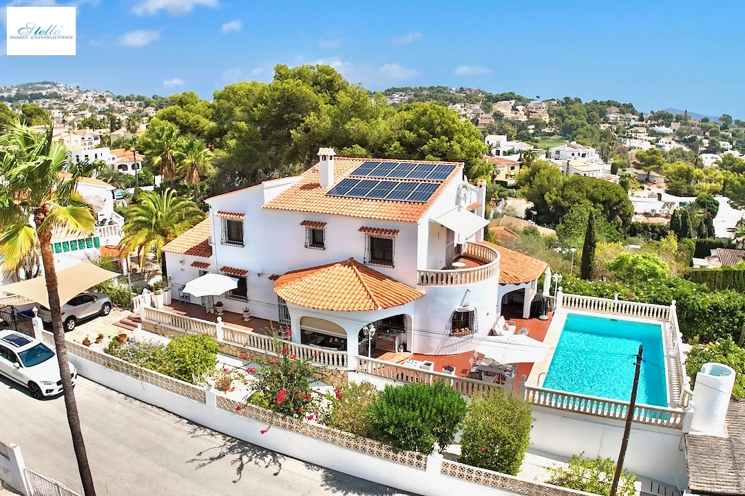 villa en Benissa(Baladrar) en vente, construit 290 m², aire acondicionado, terrain 841 m², 5 chambre, 4 salle de bains, piscina, ref.: CA-H-1801-AMBE-12