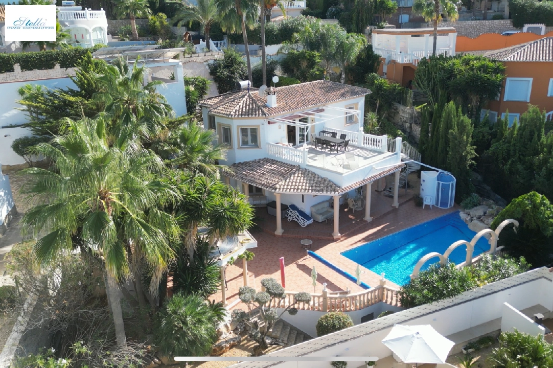 villa en Denia(Marquesa VI) en vente, construit 122 m², ano de construccion 2001, estado bien cuidado, + calefaccion suelo, aire acondicionado, terrain 802 m², 4 chambre, 3 salle de bains, piscina, ref.: SC-T0924-1