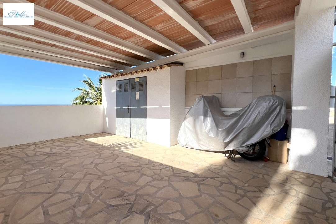 villa en Denia(Marquesa VI) en vente, construit 122 m², ano de construccion 2001, estado bien cuidado, + calefaccion suelo, aire acondicionado, terrain 802 m², 4 chambre, 3 salle de bains, piscina, ref.: SC-T0924-42