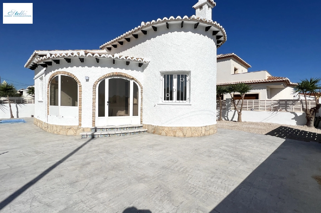 villa en Els Poblets(Sorts de la mar 26A) en vente, construit 80 m², ano de construccion 1985, estado como nuevo, + KLIMA, aire acondicionado, terrain 303 m², 2 chambre, 2 salle de bains, piscina, ref.: AS-0824-1