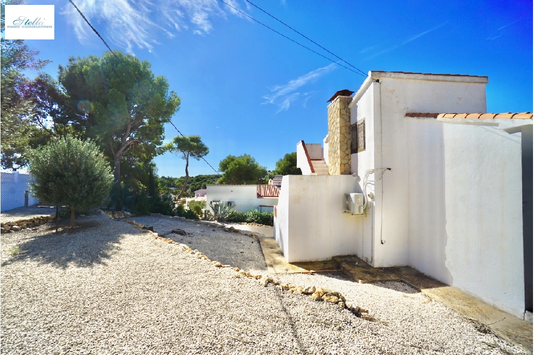 villa en Moraira(Pinar del Advocat) en vente, construit 109 m², terrain 808 m², 2 chambre, 1 salle de bains, ref.: CA-H-1813-AMBI-24