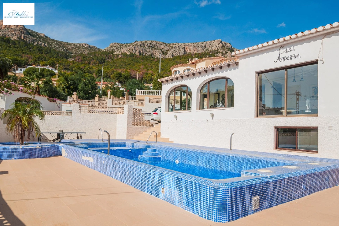 villa en Calpe(Cucarres) en vente, construit 210 m², aire acondicionado, terrain 800 m², 5 chambre, 4 salle de bains, piscina, ref.: COB-3485-10535-2