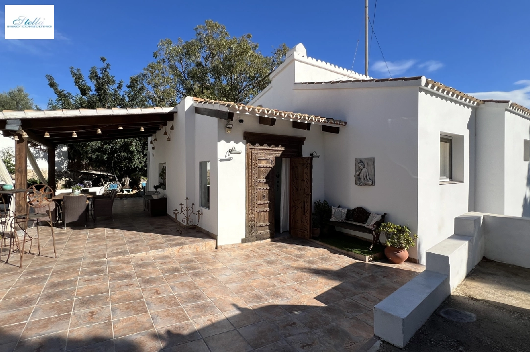 villa en Denia(Florida) en vente, construit 182 m², ano de construccion 1980, + KLIMA, aire acondicionado, terrain 595 m², 3 chambre, 2 salle de bains, piscina, ref.: SC-T1024-1