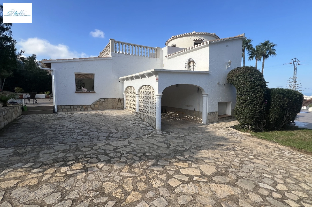 villa en Denia en vente, construit 190 m², ano de construccion 1984, estado bien cuidado, + KLIMA, aire acondicionado, terrain 1900 m², 4 chambre, 4 salle de bains, piscina, ref.: AS-1024-36