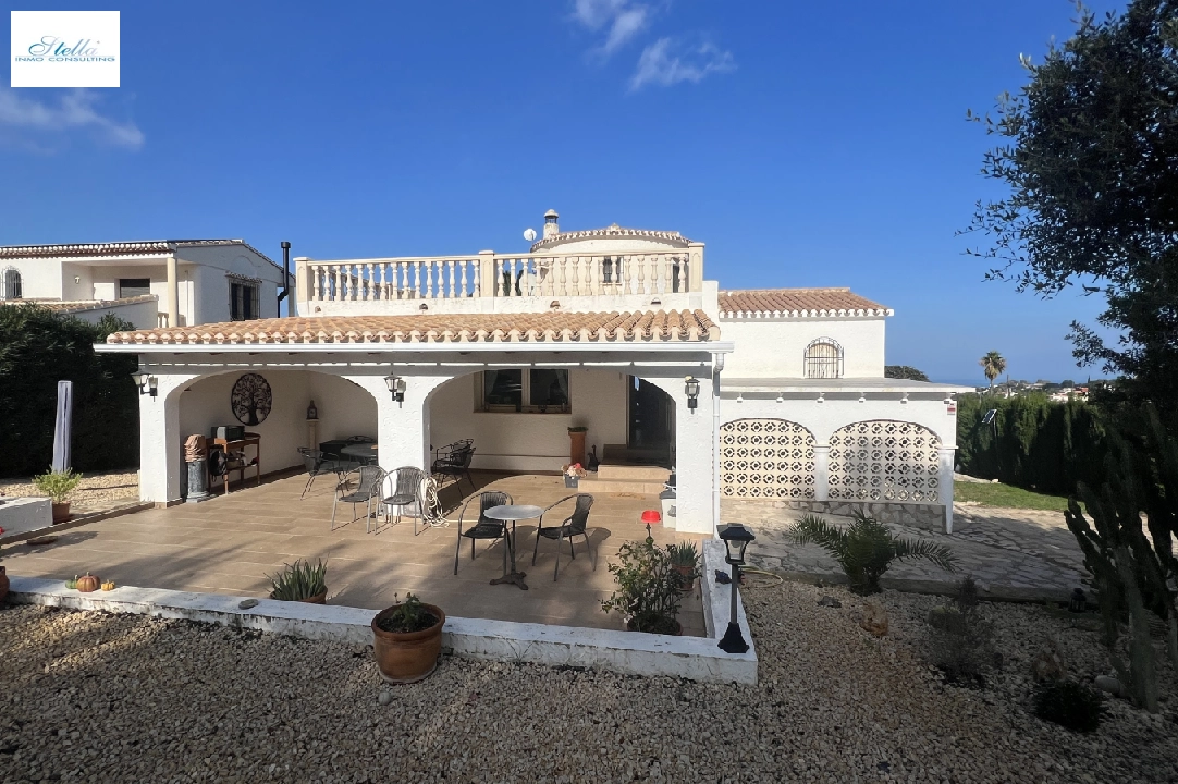 villa en Denia en vente, construit 190 m², ano de construccion 1984, estado bien cuidado, + KLIMA, aire acondicionado, terrain 1900 m², 4 chambre, 4 salle de bains, piscina, ref.: AS-1024-37