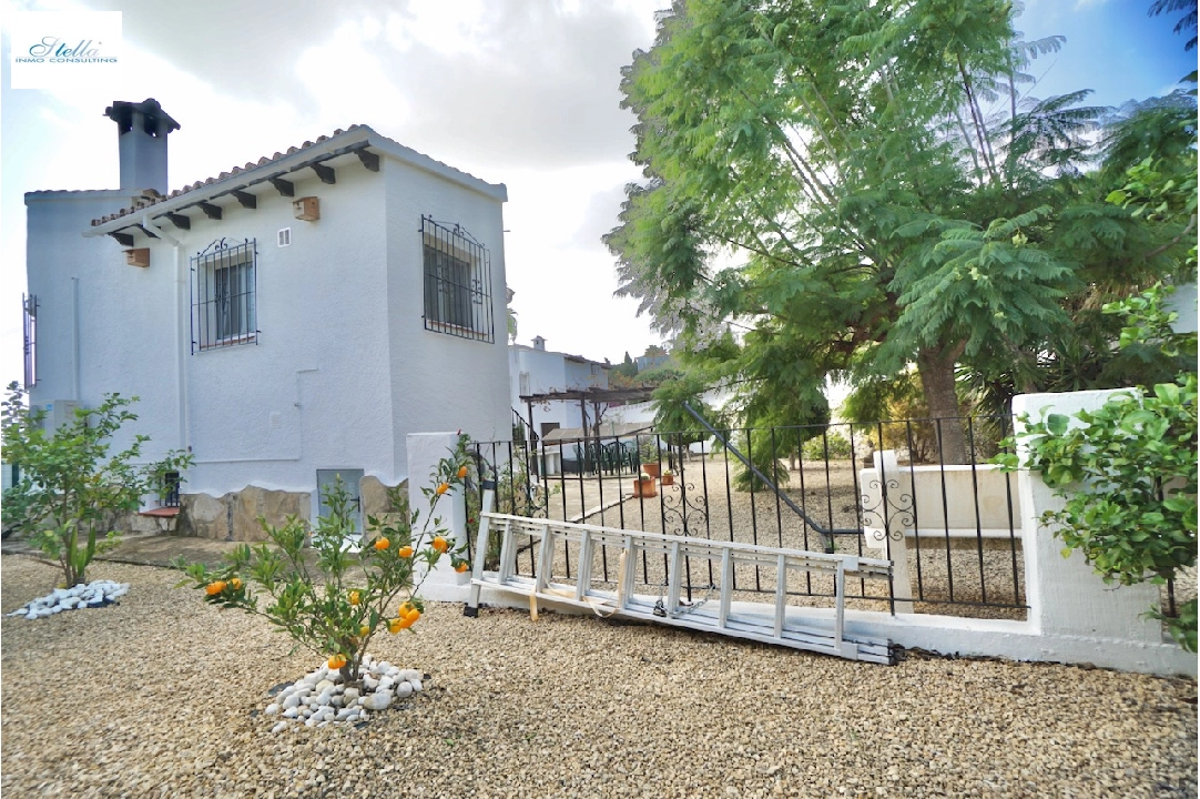 villa en Moraira(Pinar del Advocat) en vente, construit 184 m², terrain 795 m², 3 chambre, 2 salle de bains, piscina, ref.: CA-H-1838-AMB-26